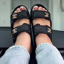 Cargar imagen en el visor de la galería, SANDALIAS PREMIUM NEGRA