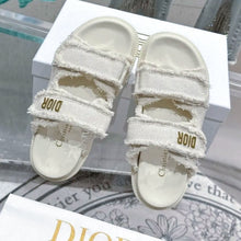 Cargar imagen en el visor de la galería, SANDALIAS EXCLUSIVA DI0R HUESO