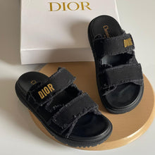 Cargar imagen en el visor de la galería, SANDALIAS EXCLUSIVAS DR NEGRA
